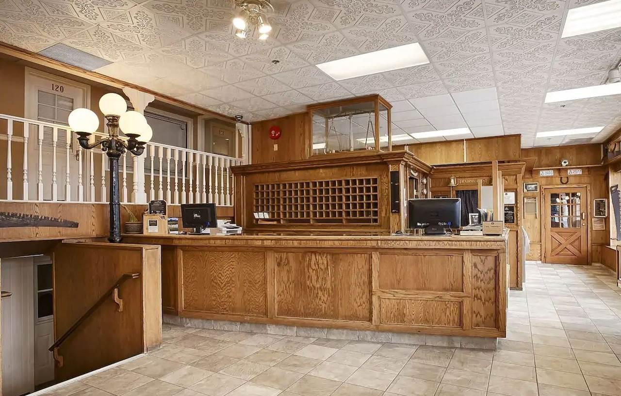 Best Western Gold Rush Inn Whitehorse Esterno foto