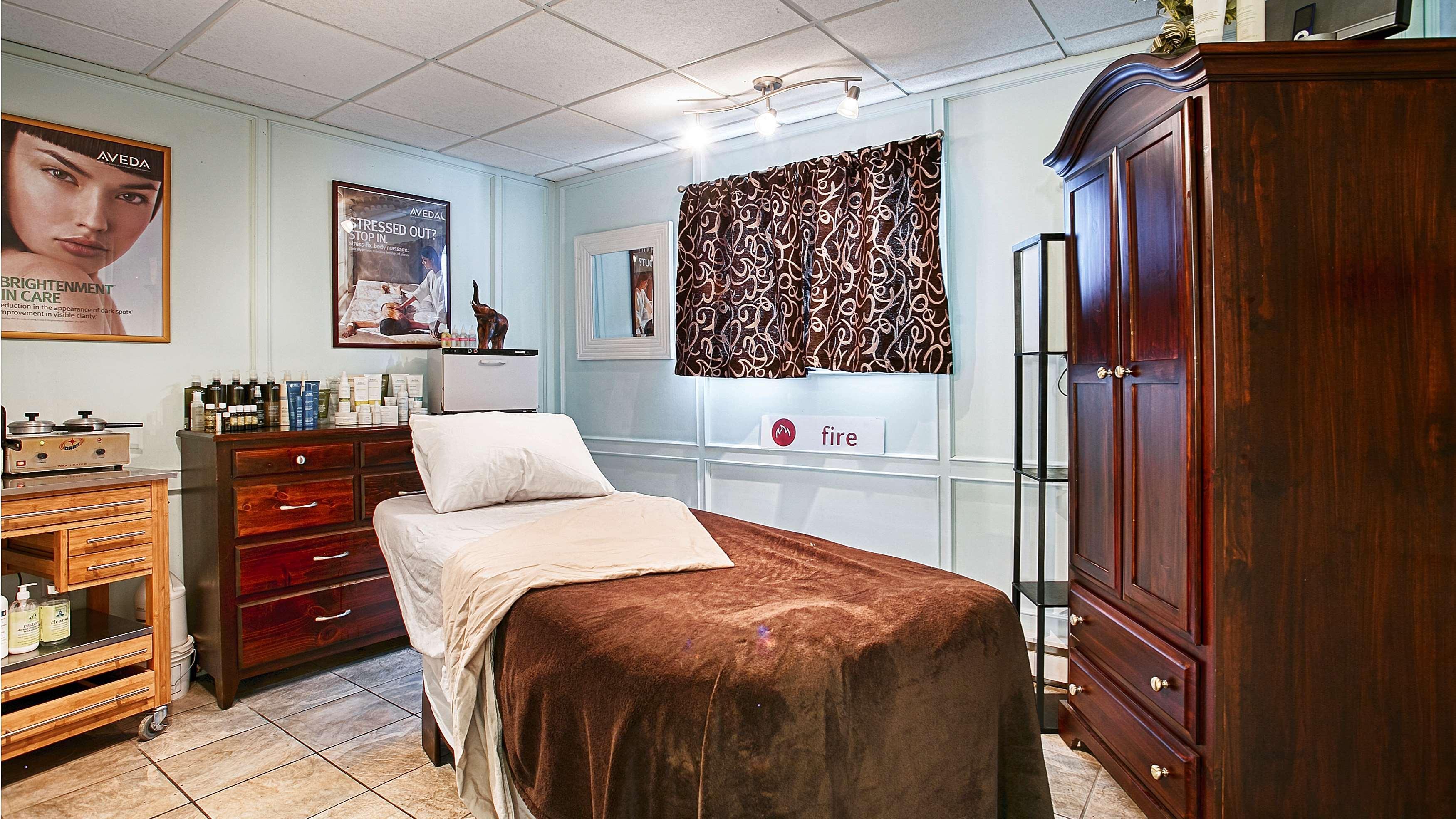 Best Western Gold Rush Inn Whitehorse Esterno foto